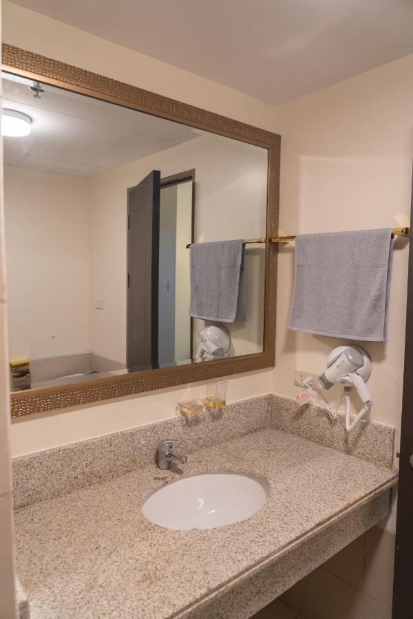 2 Bedroom At Bristle Ridge Baguio City Luaran gambar